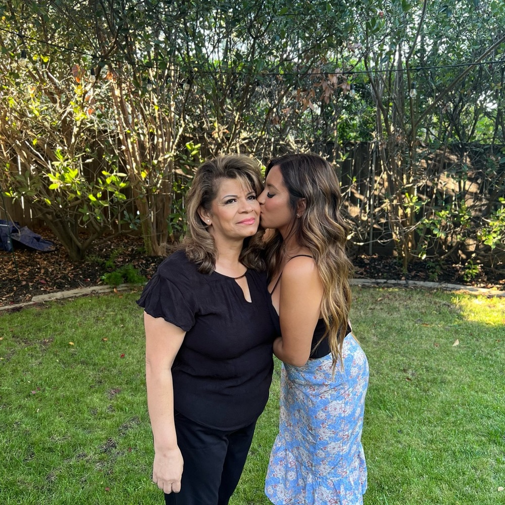 Meet your Posher, Tina